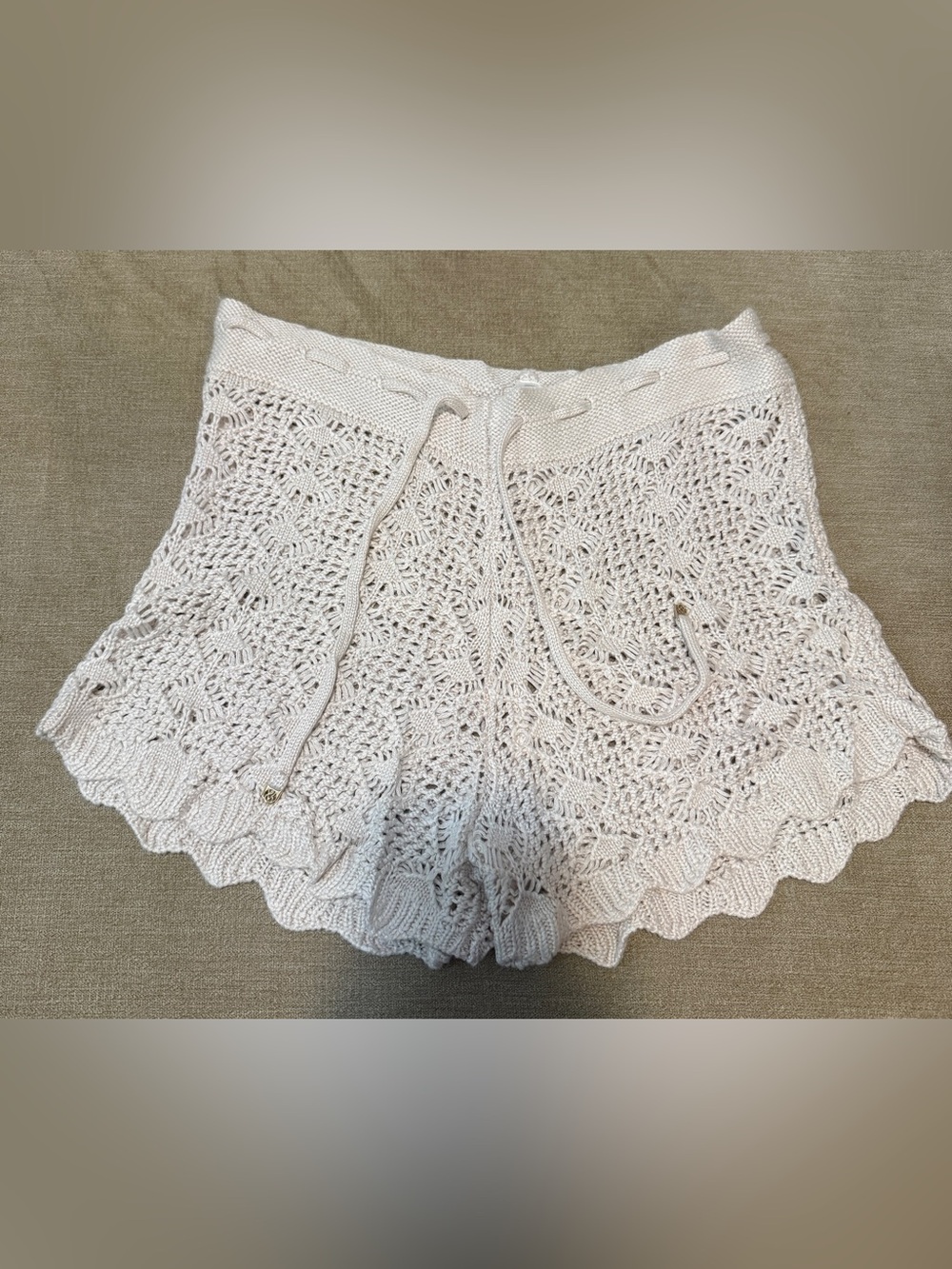 Victoria's Secret Cream Crochet Shorts Small